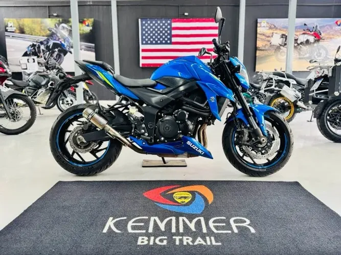 Suzuki Gsx S 750 A