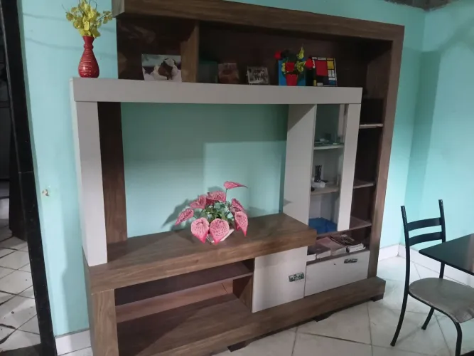Estante de Sala
