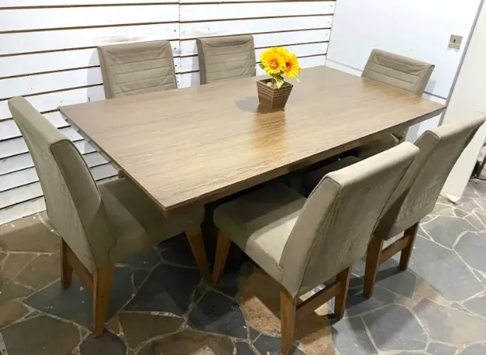 Mesa lindo tampo 1,80x90 com 6 cadeiras suede