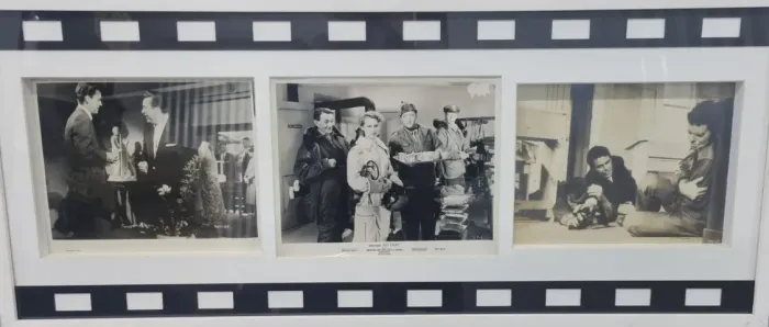 Raro conjunto de 3 fotografias publicitárias e de bastidores em preto e branco do clássico