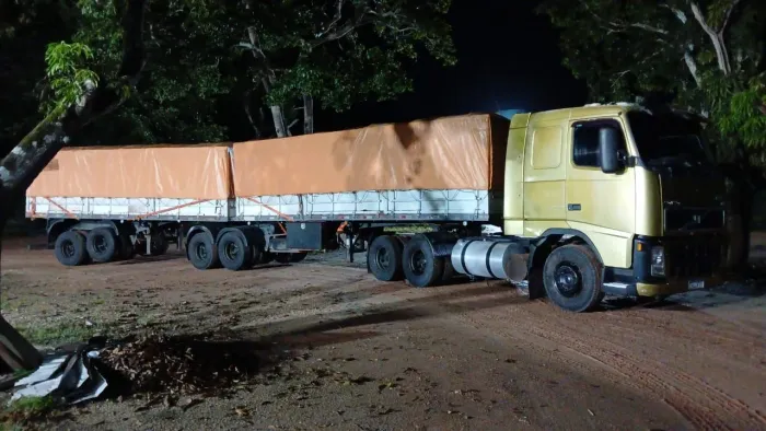 FH 440 2007 engatado bitrem Randon troca ou venda