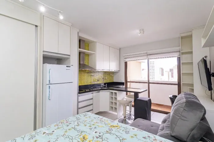 Apartamento studio com 1 dormitório à venda, 27 m² por R$ 329.000 - Centro - Curitiba/PR
