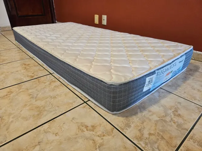 Colchão Solteiro Ortobom Elegance D33 seminovo