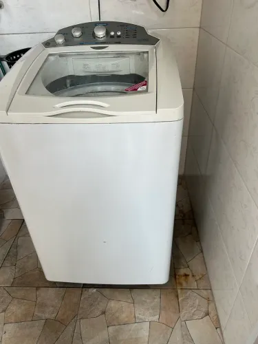Entrar em contato sô interessados ler o título Máquina de lavar GE com vazamento