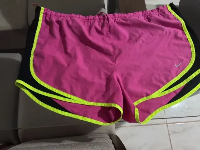  Short Nike Tam. L Usado