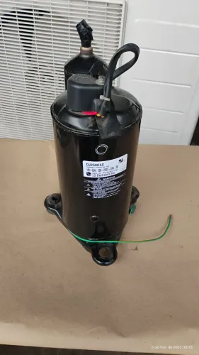COMPRESSOR ROTATIVO INVERTER LG 18000BTU R410A MOD QJ250KAE