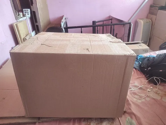 Caixa de papelão para mudança