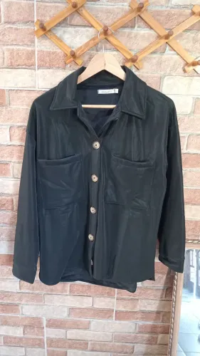 JAQUETA  em SUEDE PRETO 