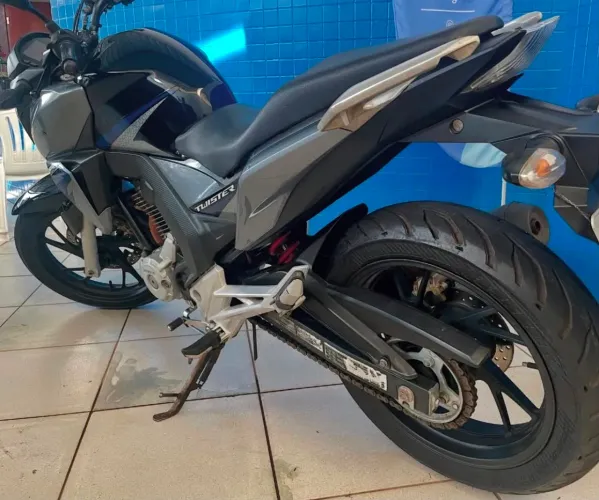 CB 250f Twister