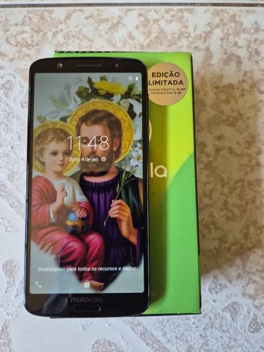 Moto G6 Plus Edição Limitada -índigo<br>64 GB - Índigo