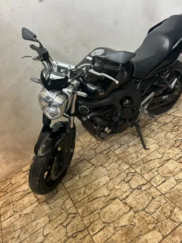 Fazer fz6
