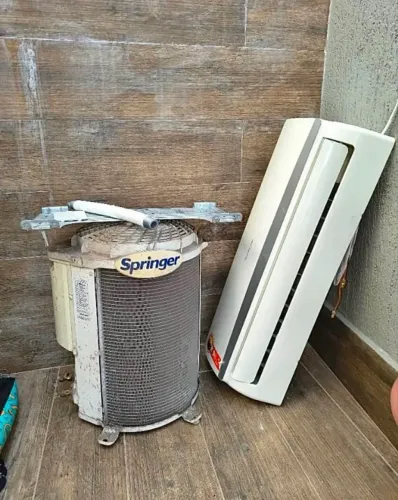 Ar Condicionado Springer 12.000BTUs