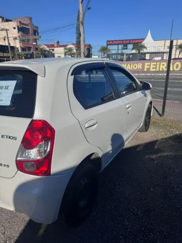 Toyota Etios XS 1.5 Flex 16V 5P Mec. 2017