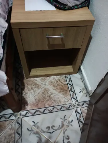 2 criado mudo