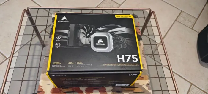 Water Cooler Corsair Hydro Series H75 (120mm) - Dual Fan - Na Caixa!