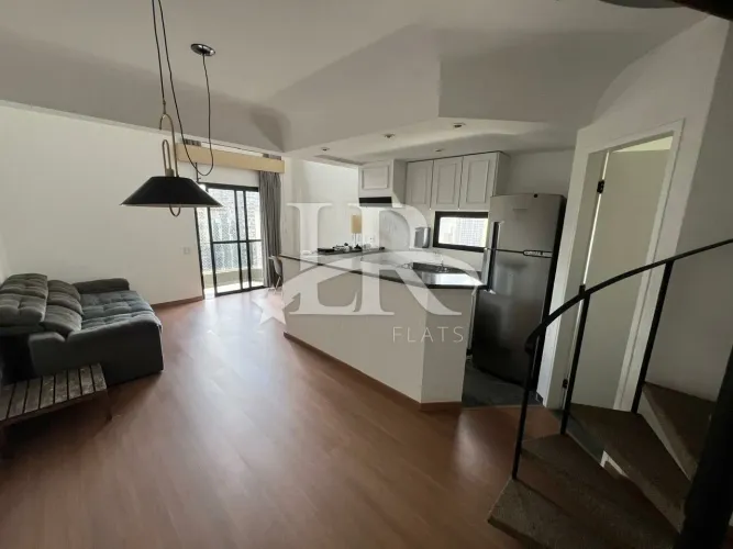 LR Flats - Cobertura duplex com arrumação diária para Locação em Moema