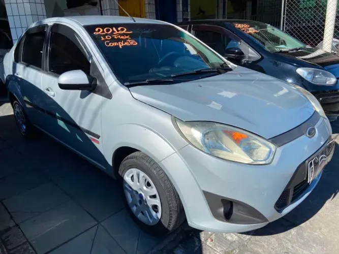 Ford Fiesta Sedan 1.0 8V Flex 4P 2012