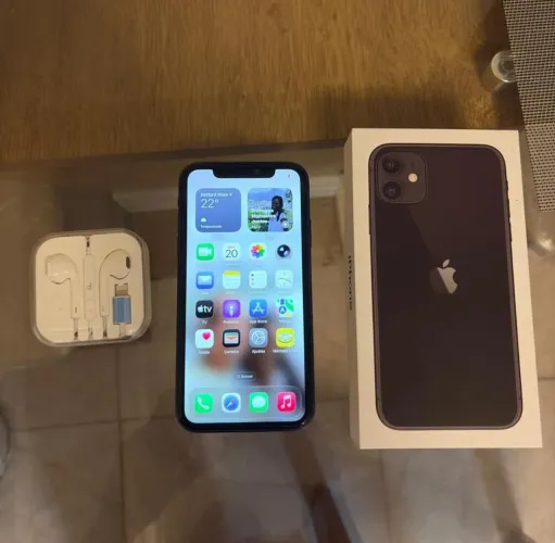 iPhone 11