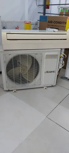 (((12X179,00))) 220V SPLIT Q/F 12.000 BTUS CONVENCIONAL