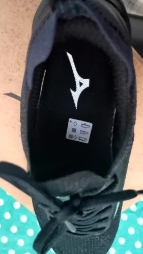 Tênis Mizuno 37