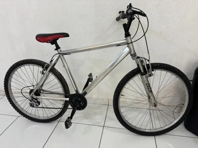 Aceito cartão - Bicicleta Caloi antiga, quadro em alumínio, modelo aluminum sports