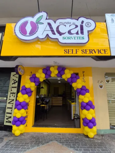 Passa-se sorveteria e açaí.Linda e impecável!