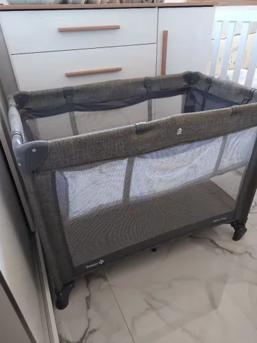 Berço Mini Play Safety 1st - Semi Novo (Ótimo estado)