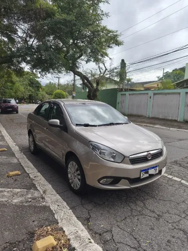 Fiat Grand Siena Essence 1.6 Flex 16V 2015