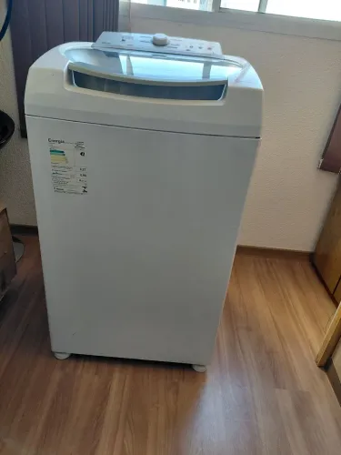 Vendo máquina de lavar roupa 9 kg brastemp