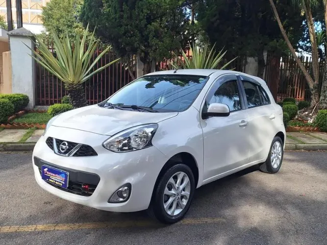 Nissan March SV 1.6 16V Flexstart 5P Mec. 2016
