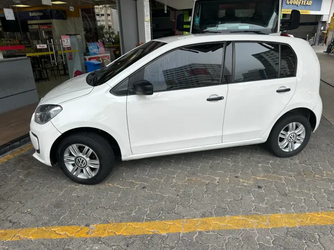 Volkswagen Up! Take 1.0 Total Flex 12V 5P 2015