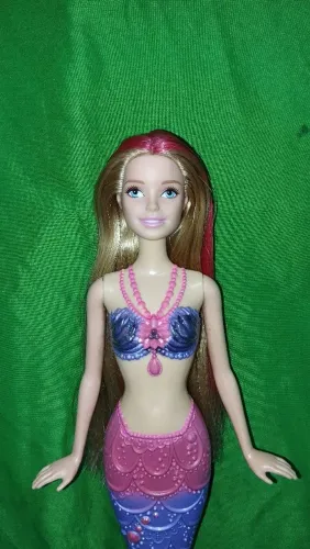 Barbie Sereia Loira Usada