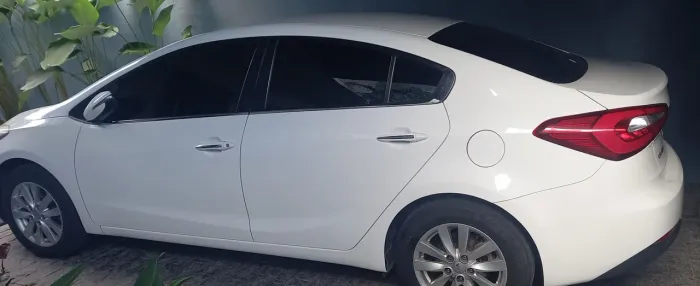 Kia Motors Cerato 1.6 16V Flex Aut. 2014