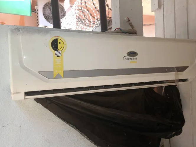 Evaporadora de 18 mil BTUs, Inverter. Só a evaporadora