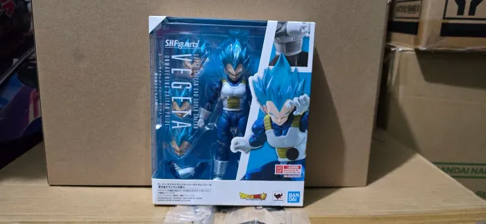 SHFiguarts Vegeta God Dragon Ball Super Bandai