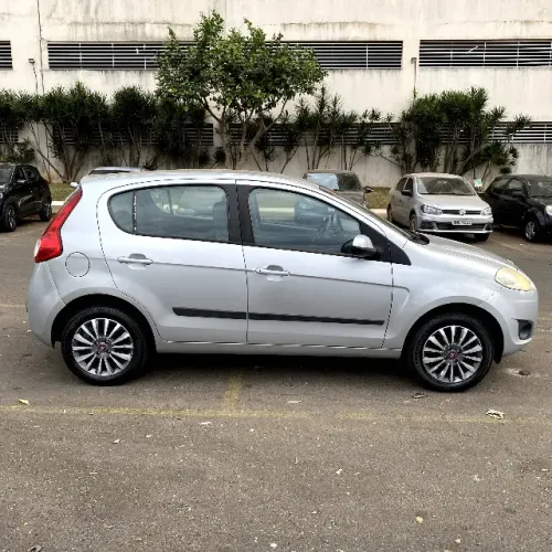 Fiat Palio Attractive 1.0 EVO Fire Flex 8V 5P 2013