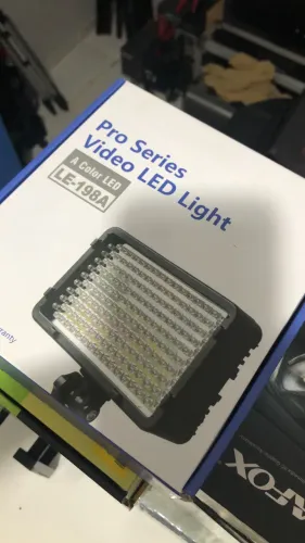 Uluminador de led para filmagem ultralith