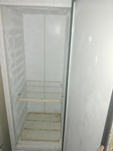 Freezer Vertical 550L Fricon