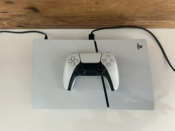 PLAYSTATION 5 slim digital
