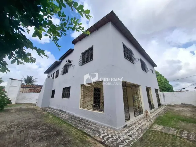 Casa com 7 dormitórios à venda, 243 m² por R$ 1.100.000 - Messejana - Fortaleza/CE