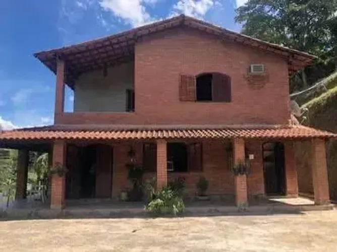 Imóvel para venda tem 7850 metros quadrados com 4 quartos em Cinco  - Mendes - RJ