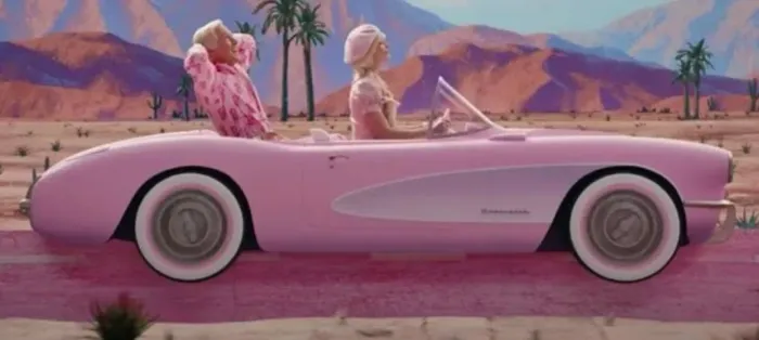 1956 Corvette Rosa do Filme Barbie Temático Hot Wheels.