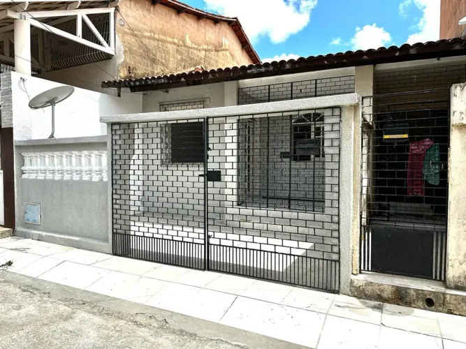 Casa à Venda próximo Av. Bezerra de Menezes 
