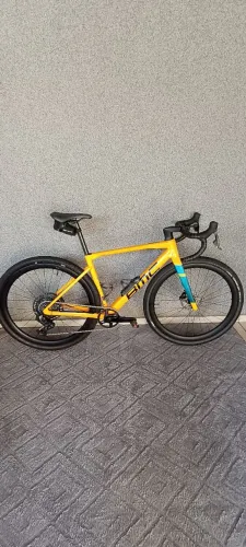 BICICLETA GRAVEL BMC KAIUS 01