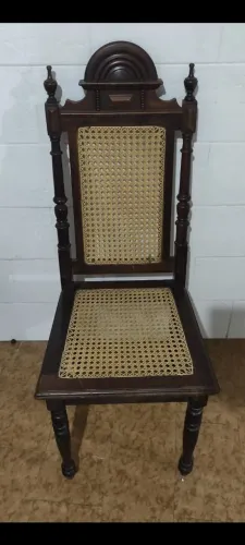 CADEIRAS DE PALHINHA