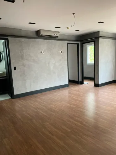 Sala comercial na Avenida Queiroz Filho, 1700 - Sala 8 - Bloco c - Andar térreo 45 m²