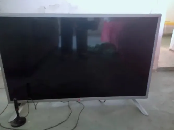 Tv led HD LG 32 polegadas nao e SMART