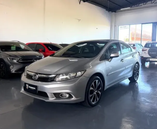 Honda Civic Sedan LXS 1.8/1.8 Flex 16V Aut. 4P 2013