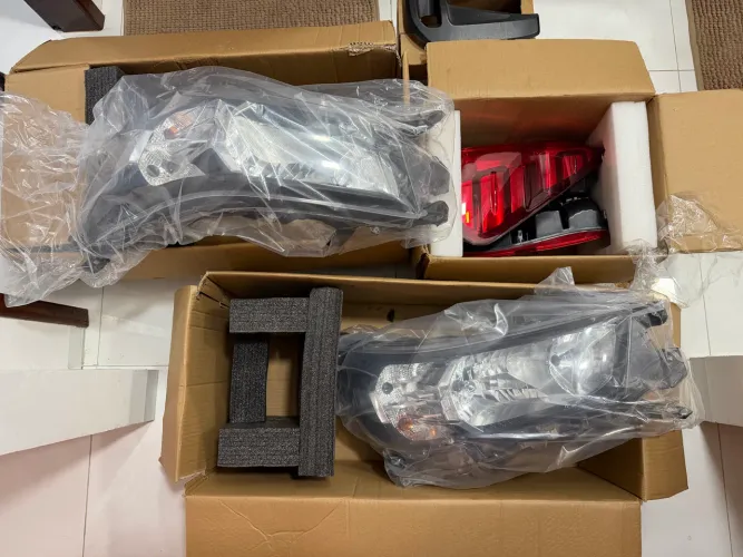 KIT COMPLETO DE FAROL HILUX 2022
