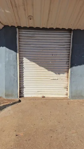 Porta d aço largura 1,75 mt altura 2,2 barata 500